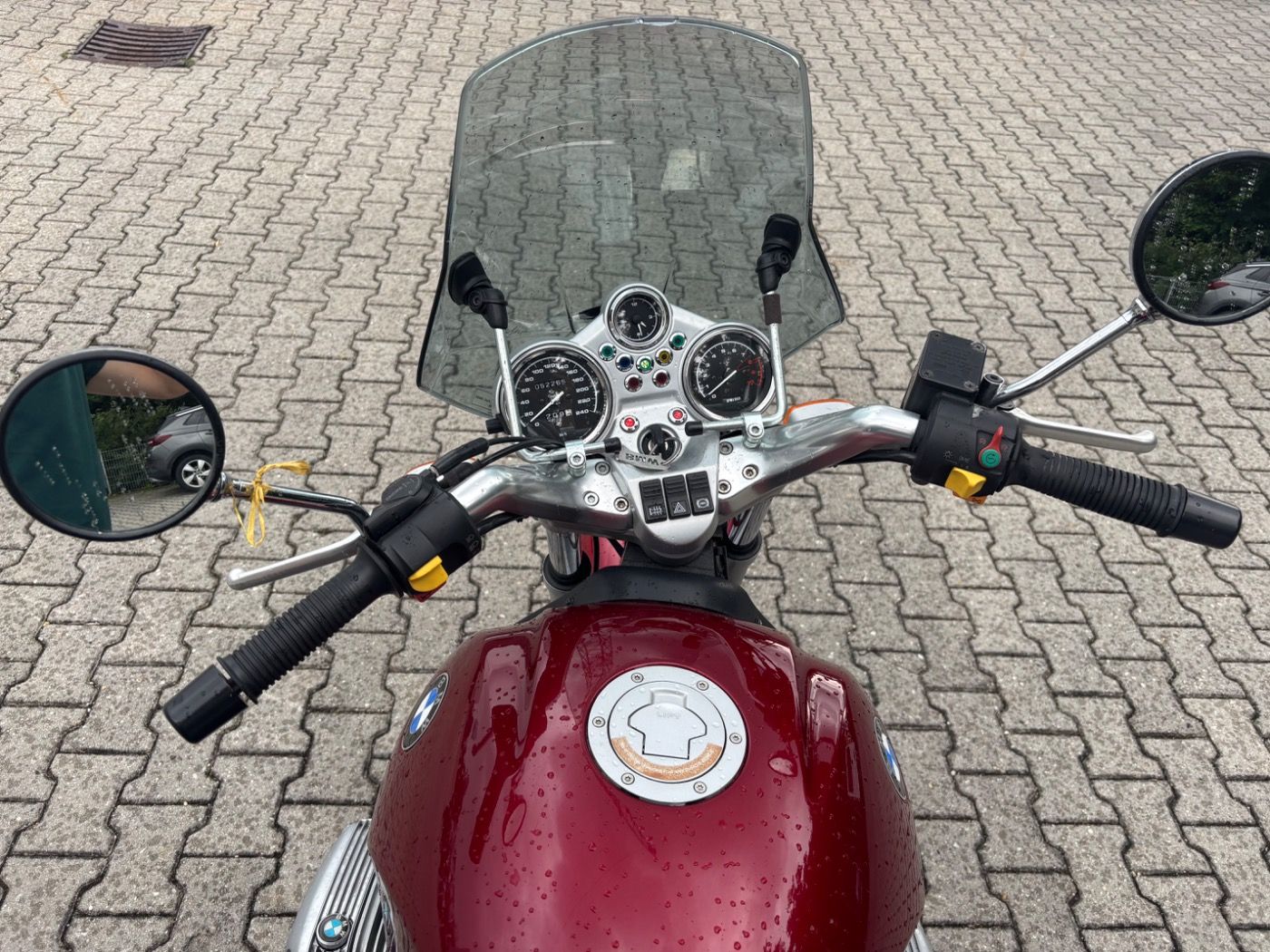 Fahrzeugabbildung BMW R 850 R gepflegt