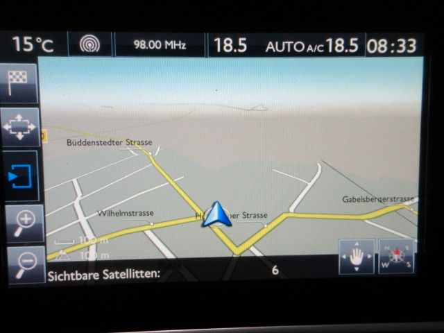Fahrzeugabbildung Peugeot 308 ALLURE 1.2T NAVI/LED/PANO/LEDER/PDC/ACC/17"