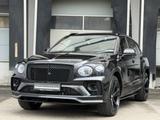 Bentley Bentayga V8 Azure Black Mulliner Carbon Pano HuD - Bentley Bentayga Azure