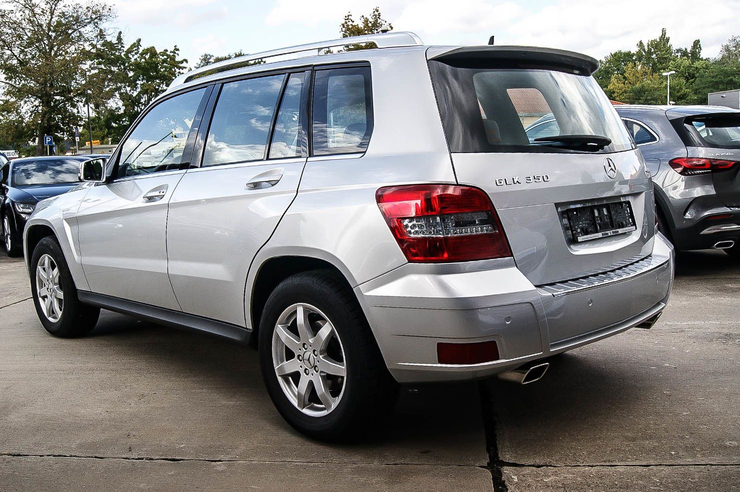 Fahrzeugabbildung Mercedes-Benz GLK 350 4-Matic PANORAMA COMAND 37.700km 1.HAND
