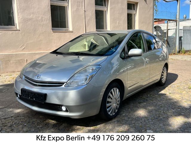 Toyota Prius 1.5-l_VVT-i Executive  Hybrid  1 Hand