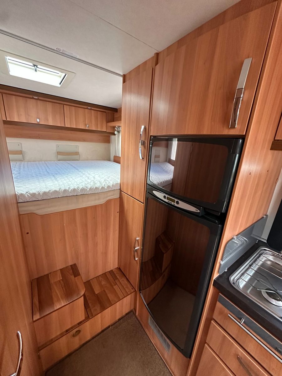 Fahrzeugabbildung HYMER / ERIBA / HYMERCAR T 614 CL exclusive line *super Ausstattung*