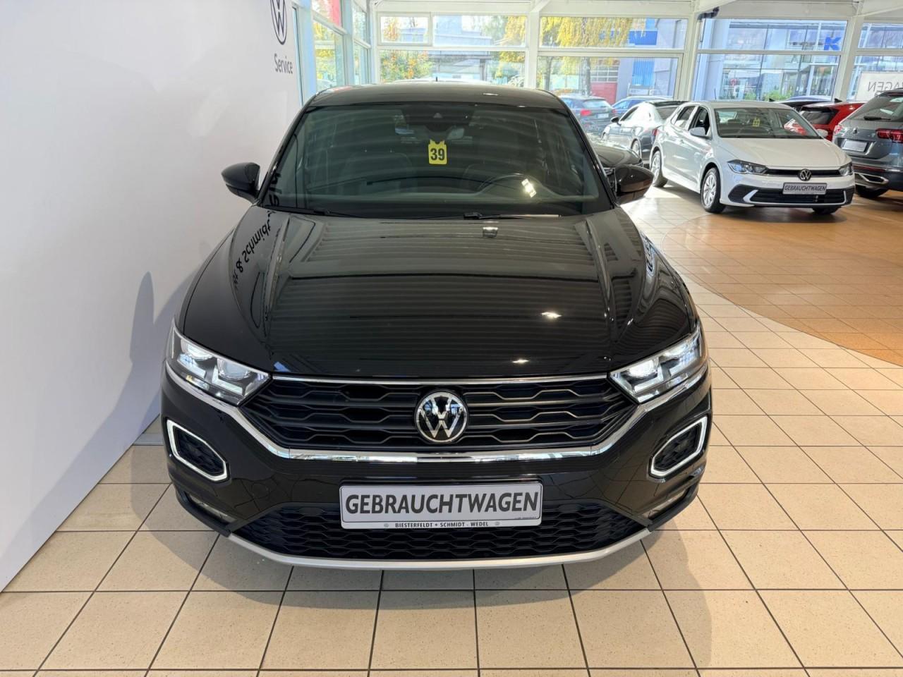Volkswagen T-Roc Sport 1.5 TSI DSG AHK RFK LED SHZ ACC Navi