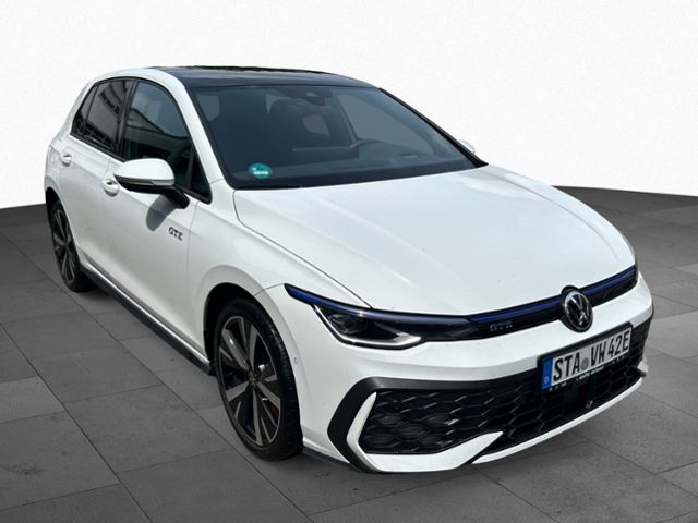 Fahrzeugabbildung Volkswagen Golf GTE MATRIX-LED HUD AREA VIEW DCC TRAVEL ASS