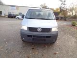 Volkswagen T5 Transporter Kasten-Kombi 2.5 lang 7-Sitzer - Volkswagen T5 Transporter aus 2006
