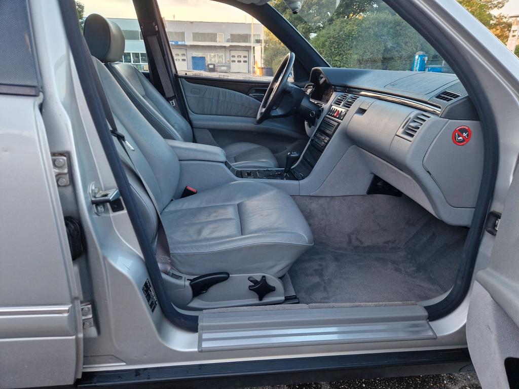 Mercedes-Benz E 420