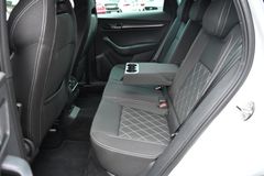 SKODA Karoq 1.5 TSI Sportline Navi CarPlay LED PDC