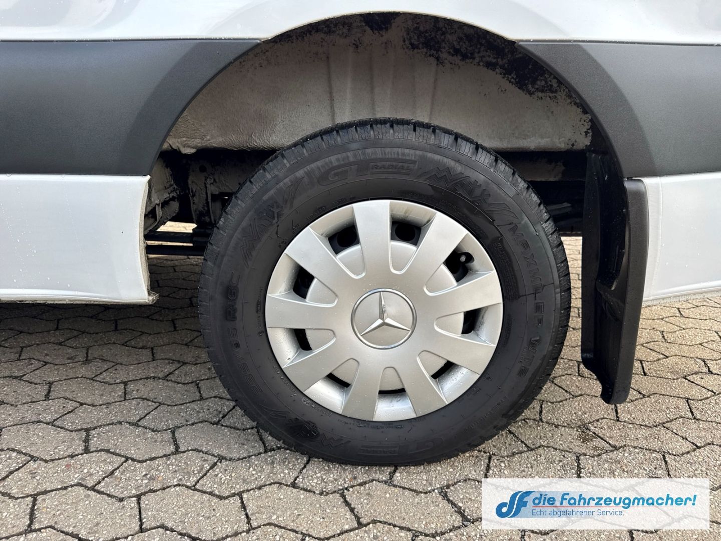 Fahrzeugabbildung Mercedes-Benz Sprinter III Tourer 311 CDI L2 VI Totwinkelassis