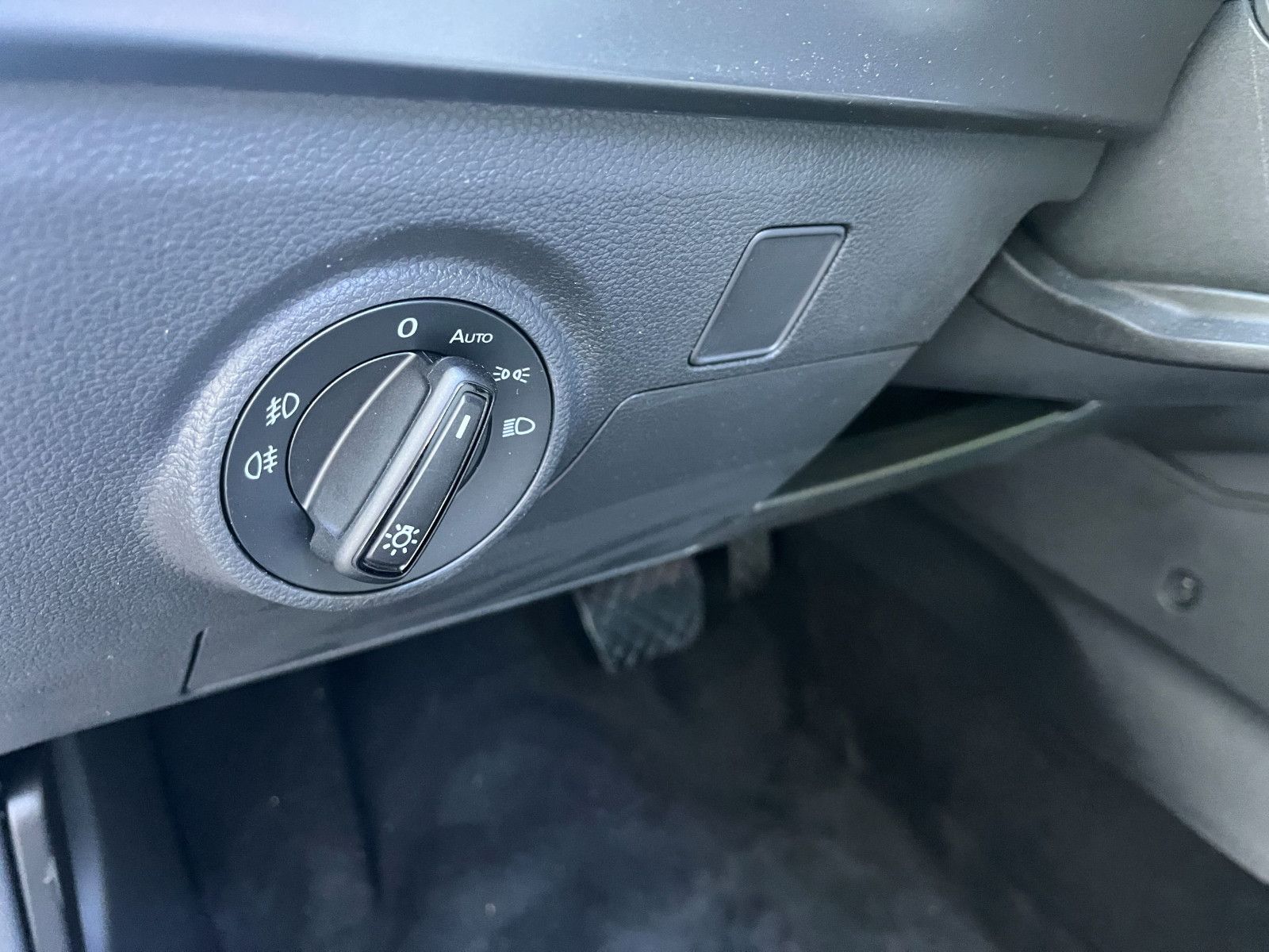 Fahrzeugabbildung SEAT Ibiza 1.5 TSI 110 kW FR DSG 18" NEUES MODELL