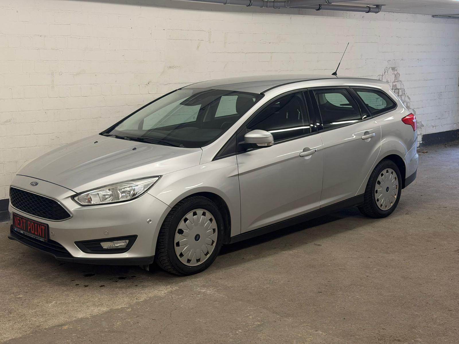 Ford Focus Turnier Trend, 1. Hand , TÜV neu