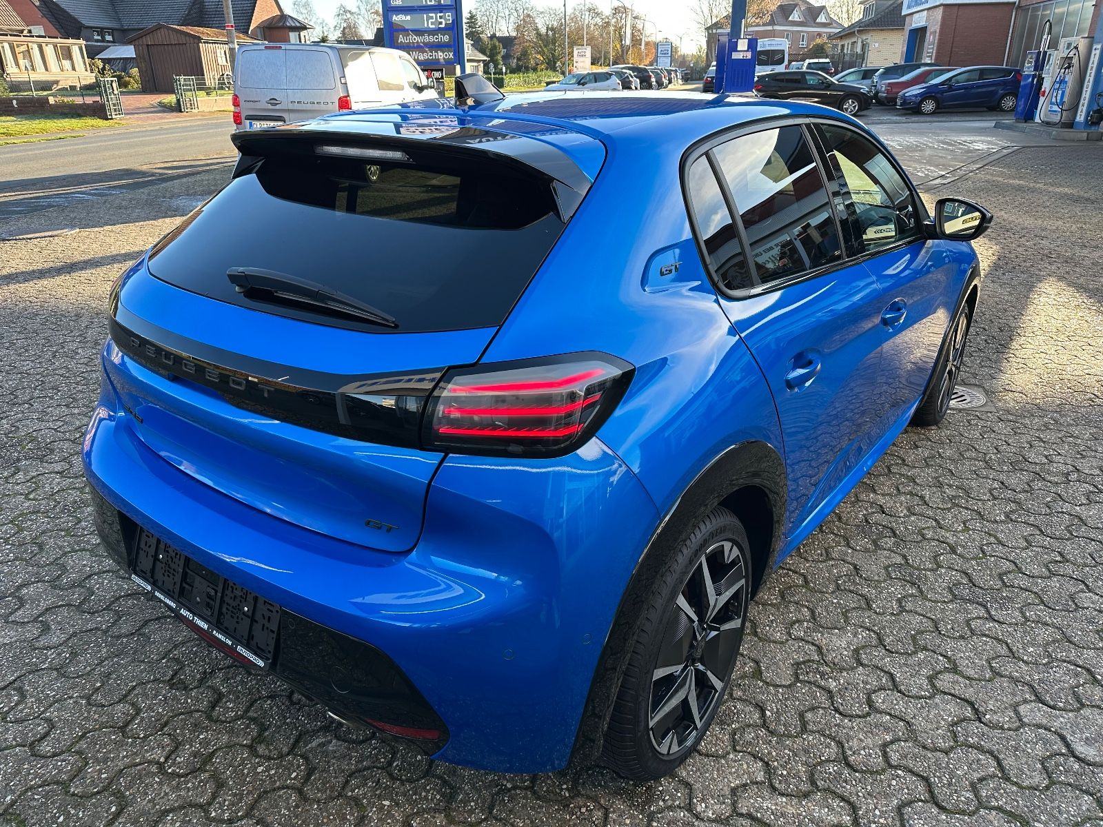 Fahrzeugabbildung Peugeot 208 GT PureTech 100 Navi/LED/ 360°Kamera/Keyless