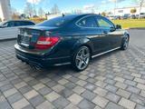 Mercedes-Benz C 63 AMG Coupé Autom. AMG - Mercedes-Benz C 63 AMG aus 2012: Coupe