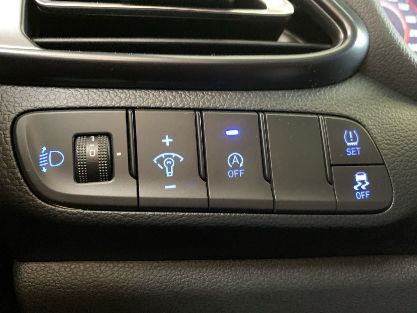 Fahrzeugabbildung Hyundai i30 1.5 T-GDI 7-DCT N Line Mild-Hybrid Sitz Pake