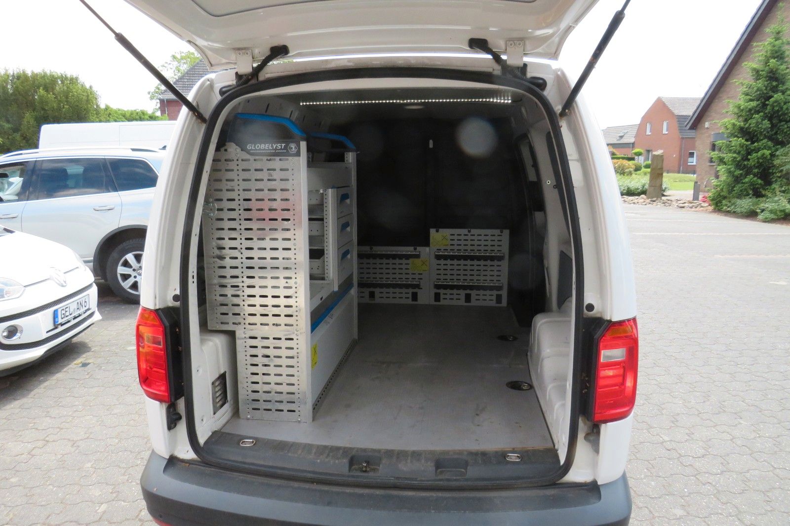 Fahrzeugabbildung Volkswagen Caddy MAXI Kasten LKW 2.0 TDI