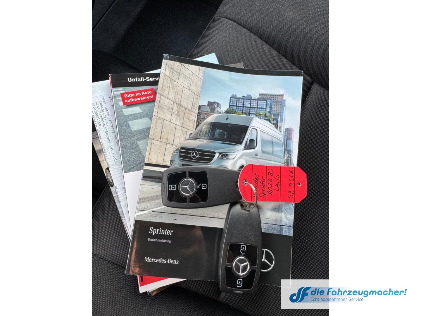 Fahrzeugabbildung Mercedes-Benz Sprinter III Kasten RWD AWD 317 CDI L3 L4 AHK D