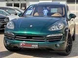 Porsche Cayenne 3.0 Diesel*ALLRAD*4SH*STH*ACC*XEN*SD*22" - Porsche Cayenne aus 2010 mit Diesel-Antrieb