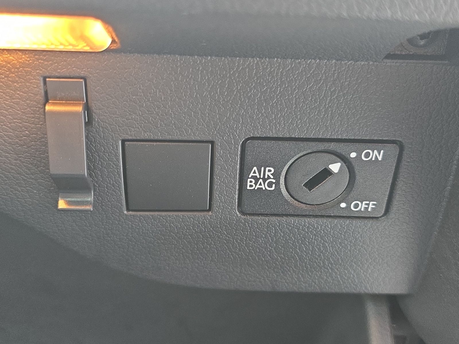 Fahrzeugabbildung Volkswagen Tiguan Sport & Style 4Motion+1.HAND+AUTOMATIK