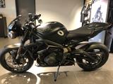 Triumph Street Triple RS  - TRIUMPH RS