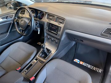 Volkswagen Golf VII Lim.  BMT *NAVI*SZHZ*PDC*TÜV-052027*