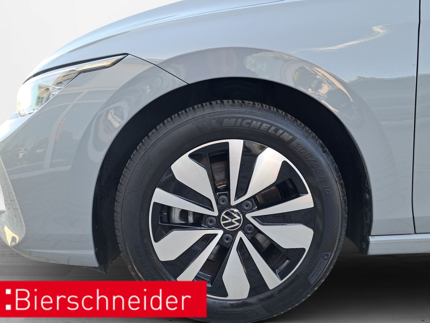 Volkswagen Golf Var. 8 2.0 TDI DSG Goal IQ-LIGHT DIGITAL PR imagem 3