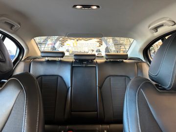MYAUTOCENTER – Gebraucht- und Jahreswagen mit Werkstattservice in Pfaffenhofen BMW 330 *1-HAND*SERVICETÜV NEU*KEYLESS*LED*M-SPORT*