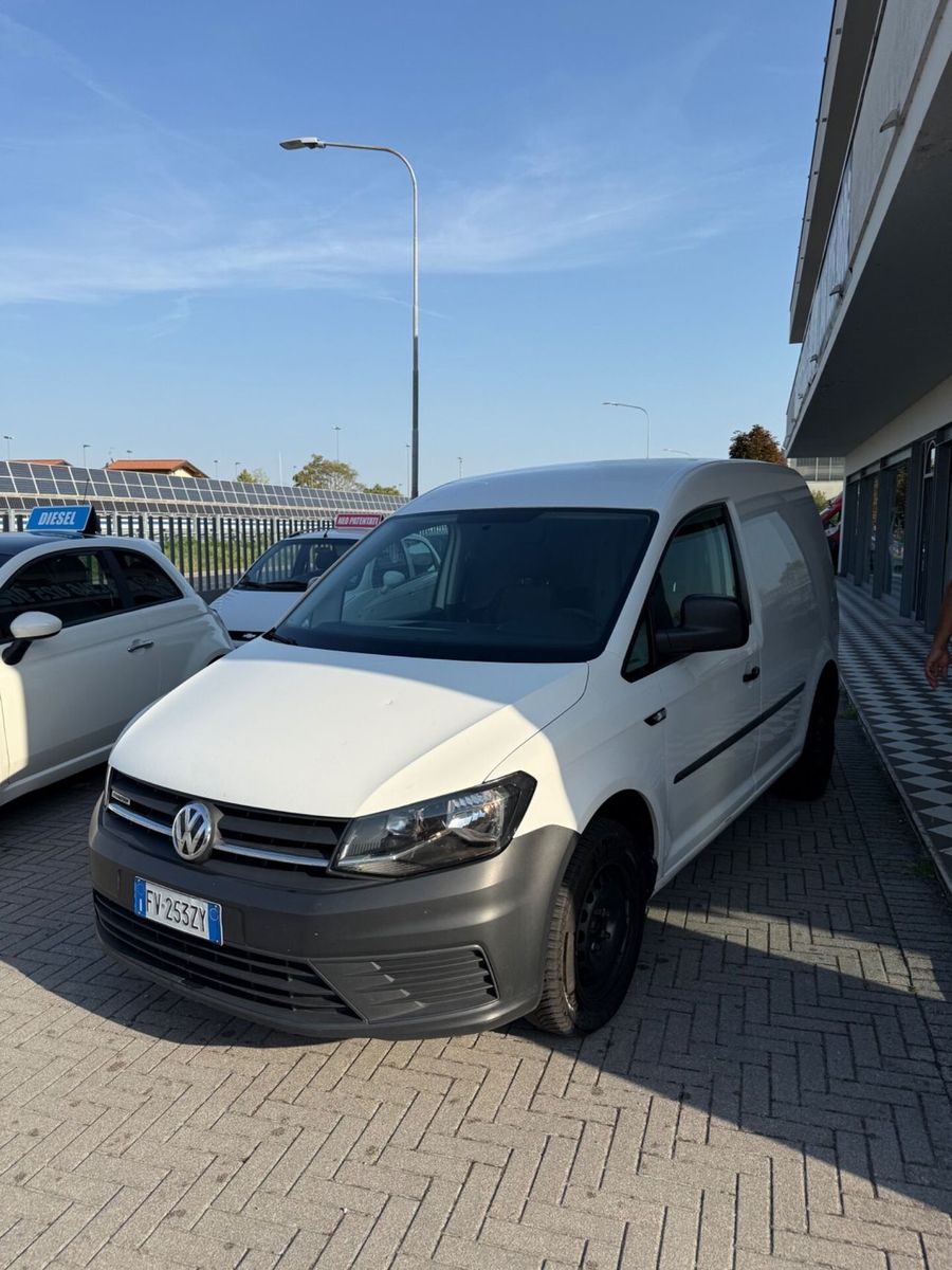 Volkswagen Caddy - 1
