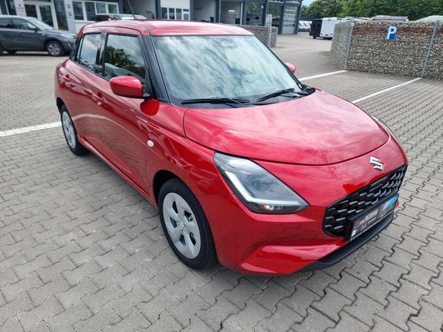 Suzuki SWIFT 1.2 Dualjet Comfort Hybrid