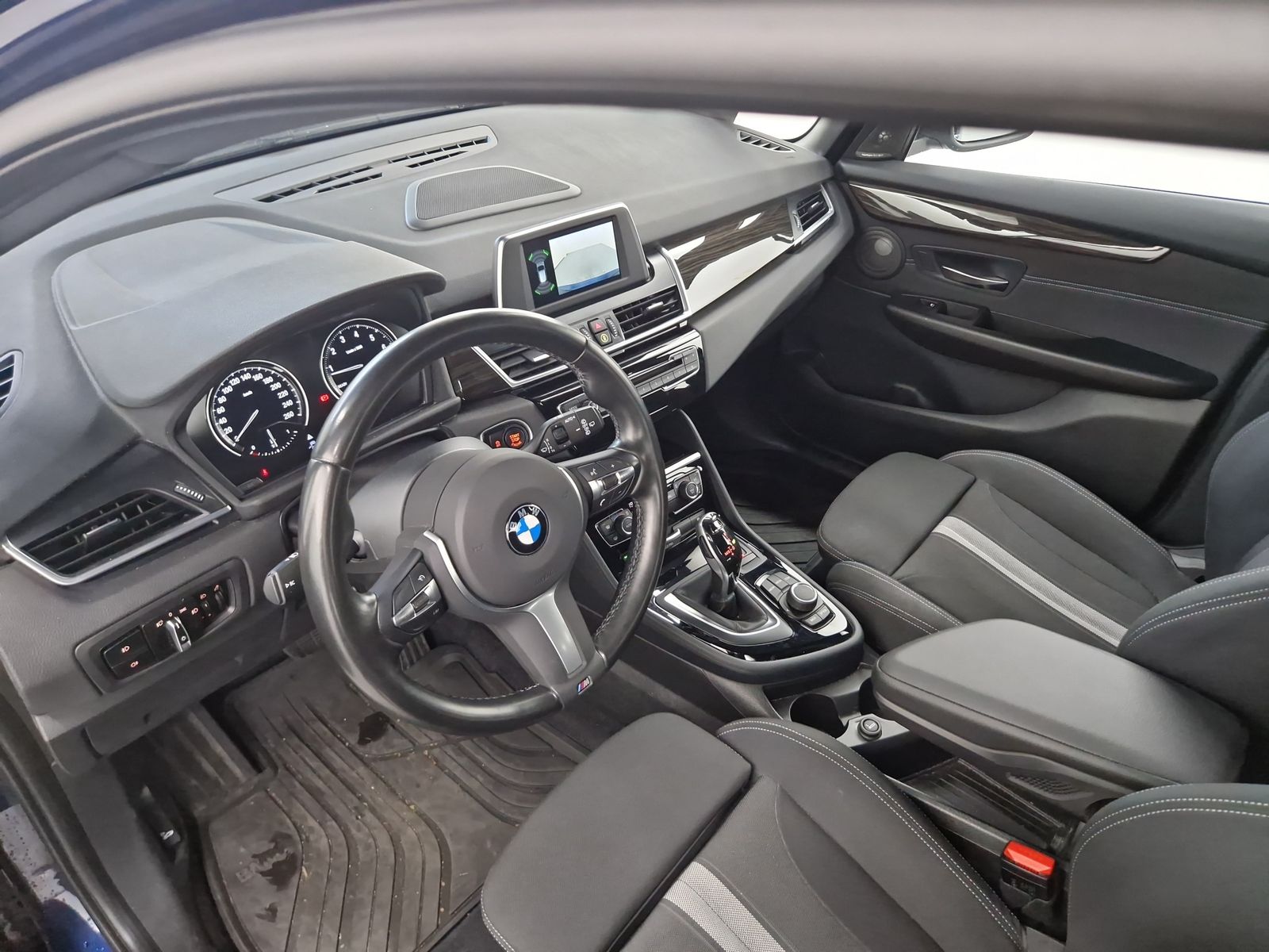 BMW 220 Active Tourer 220i Active Tourer Advantage Kamera – Bild 29