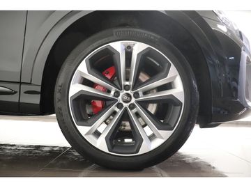 Audi Q8 - 5