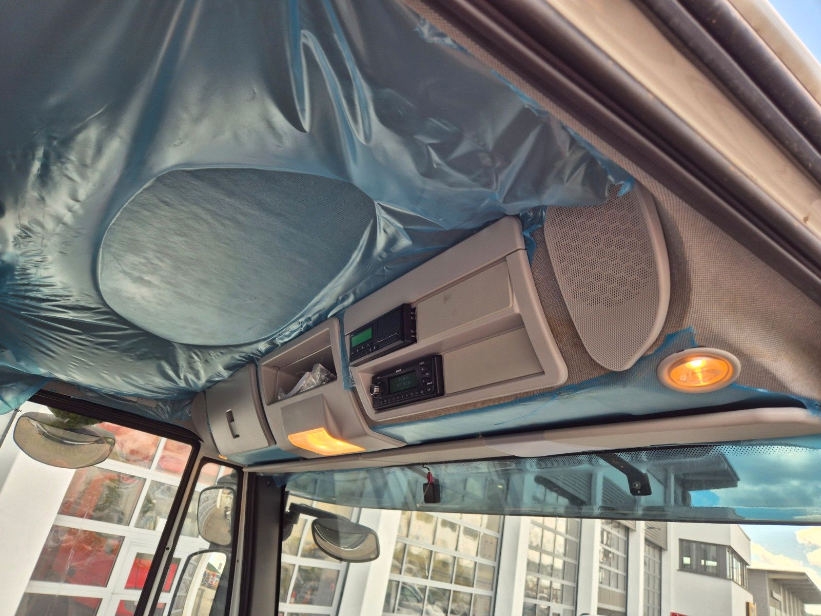 Fahrzeugabbildung Iveco Eurocargo ML160E25/P EVI_E 4x2 RHD Rechtslenker