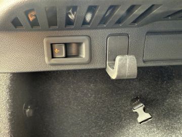 Skoda Kamiq Ambition+LED+AHK+Navi+SHZ+Kamera+El.HCKL