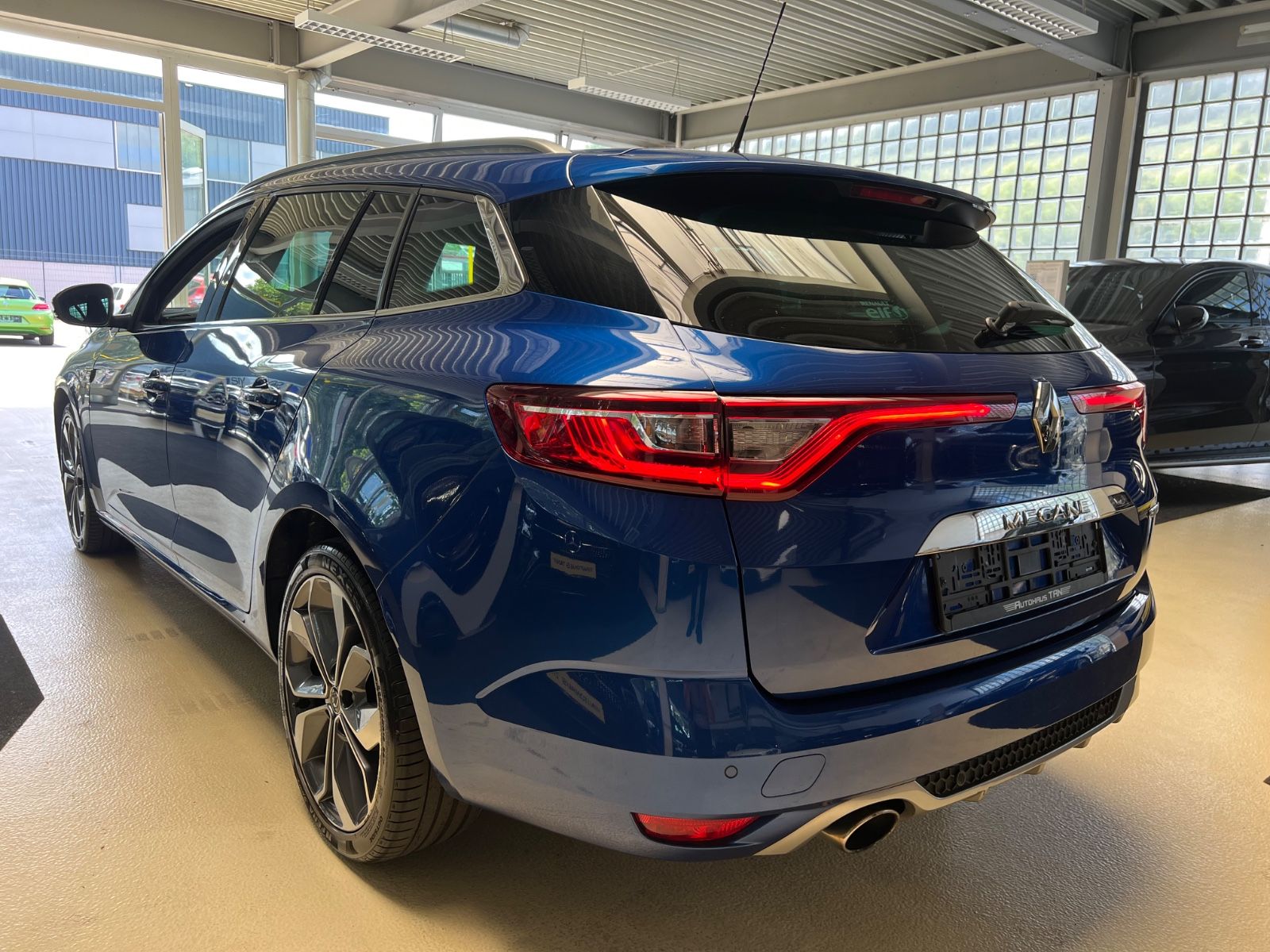 Fahrzeugabbildung Renault Megane IV Grandtour GT-Line *SCHALENSITZE*