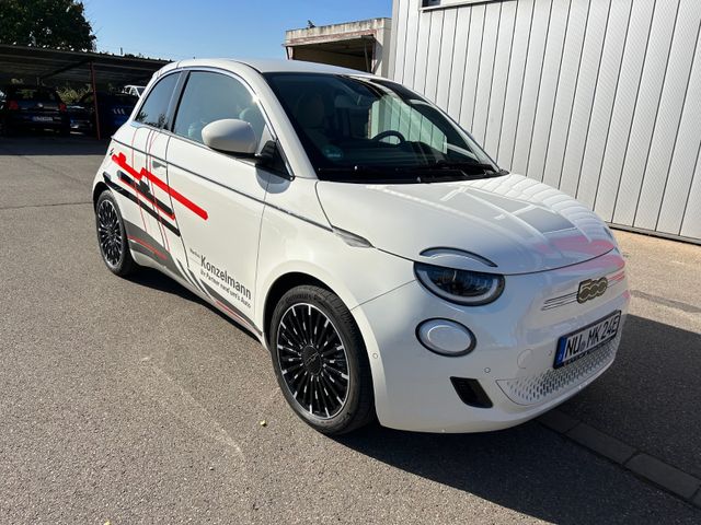 Fiat 500e La Prima by Bocelli, LED, JBL, voll.....