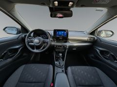 TOYOTA Yaris Hybrid 116 1.5 VVT-i Teamplayer (XPA1)