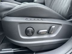 SKODA Sportline 1.5 TSI DSG Leder DCC PANO