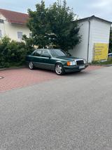 Mercedes-Benz Mercedes Benz W124 300E - Mercedes-Benz 300: W124 300e