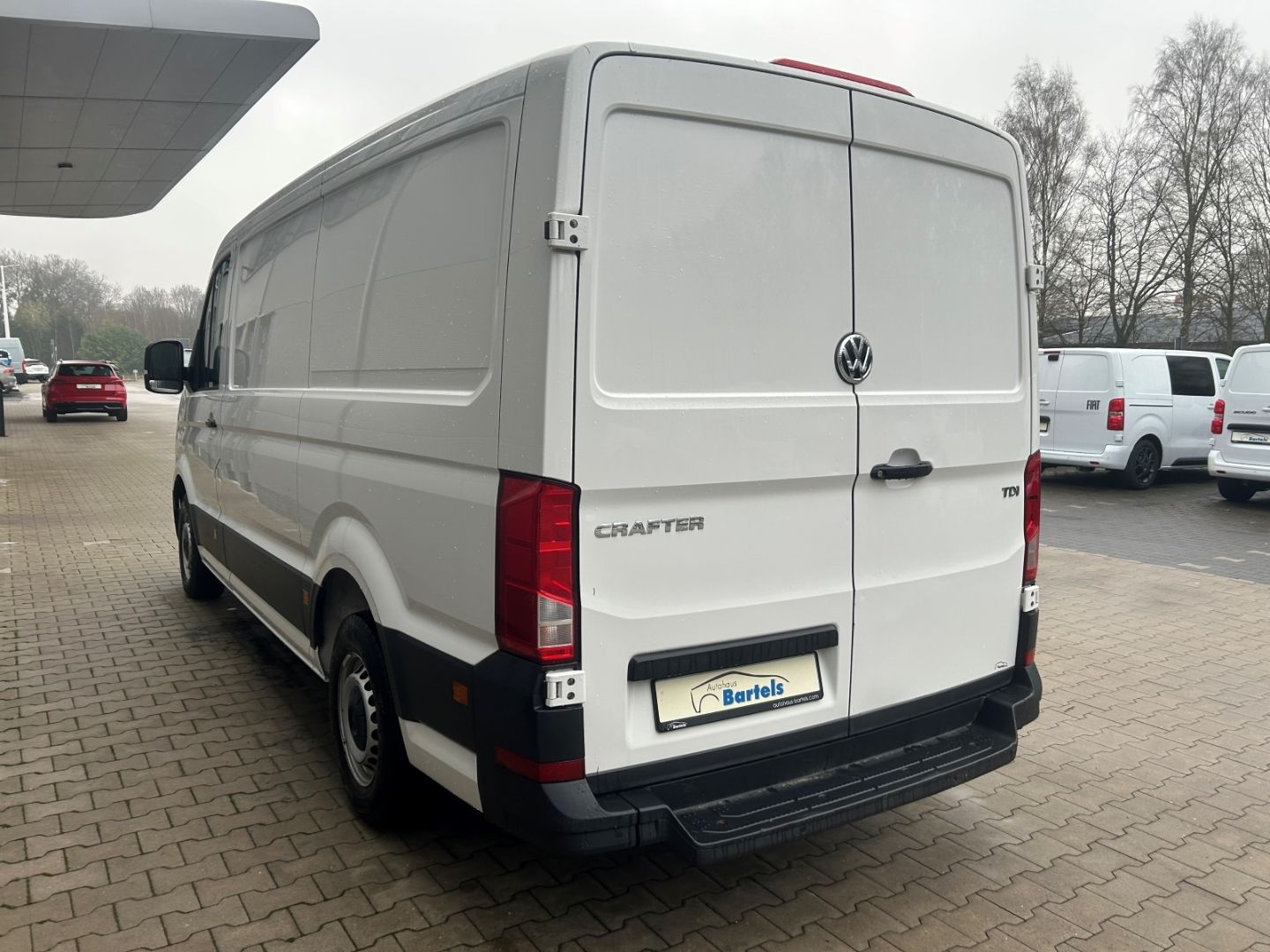 Fahrzeugabbildung Volkswagen Crafter Kasten 2.0 mittellang