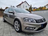 Volkswagen Passat Variant 2.0 TSI R-Line Variant R-Line - VW Passat Variant mit Schiebedach