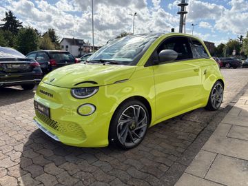 Fahrzeugabbildung Abarth 500 e Scorpionissima Navi Pano Temp JBL RFK  uvm