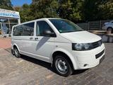 Volkswagen T5 Caravelle*1.Hand*Automatik*Klima*Navi*PDC*AHK - weiße Volkswagen T5 Caravelle
