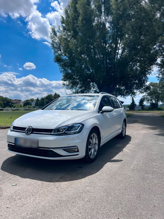 Image of Volkswagen Golf