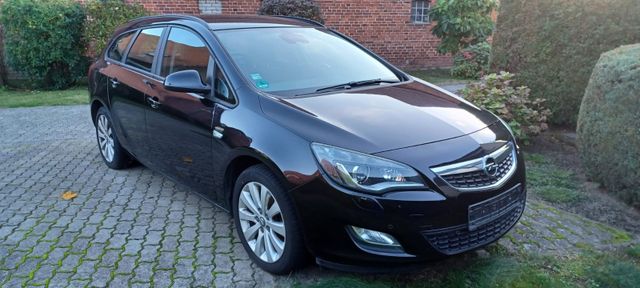 Opel Astra Sports Tourer 2.0 CDTI INNOVATION INNO...