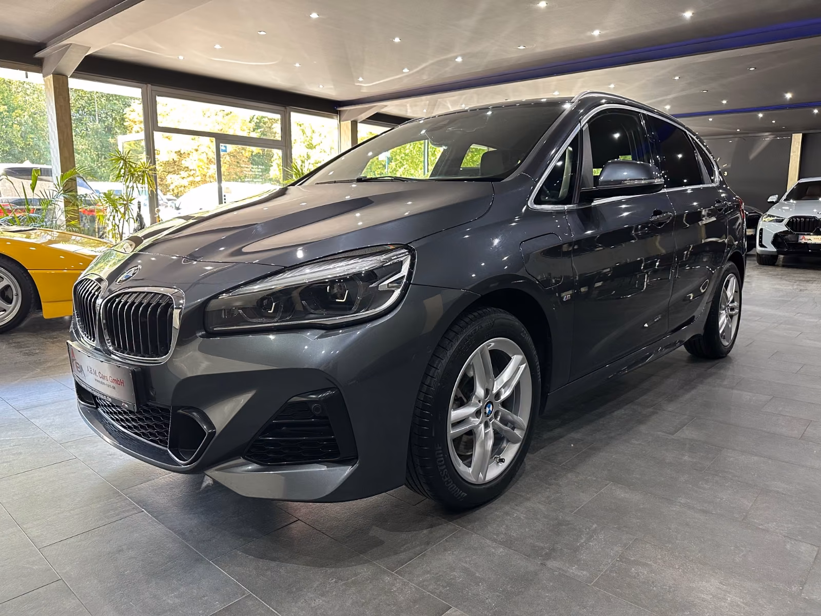 BMW 225 xe Active Tourer M Sport /HEAD-UP /LEDER/LED