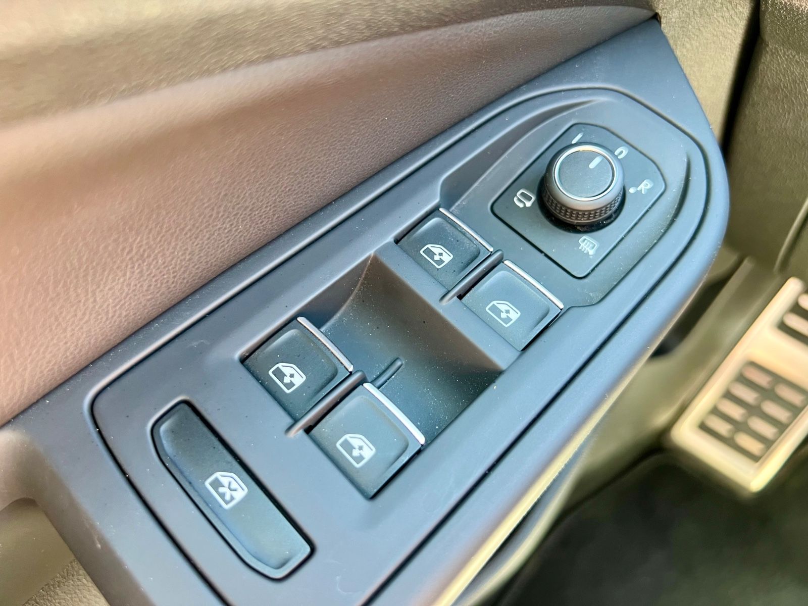 VW Golf VIII Variant 1.5 TSI AAC SHZ KAMERA NAVI