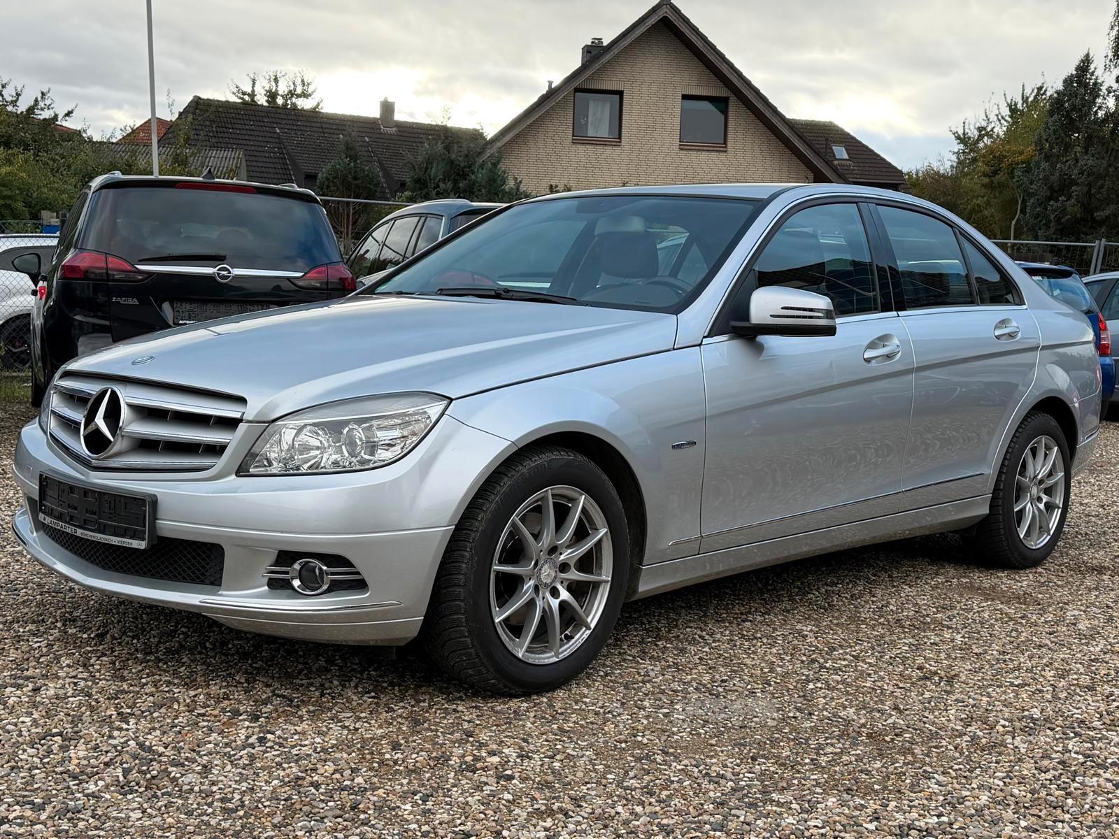 Mercedes-Benz C180 CGI BlueEfficiency MB-Scheckheft Avantgarde