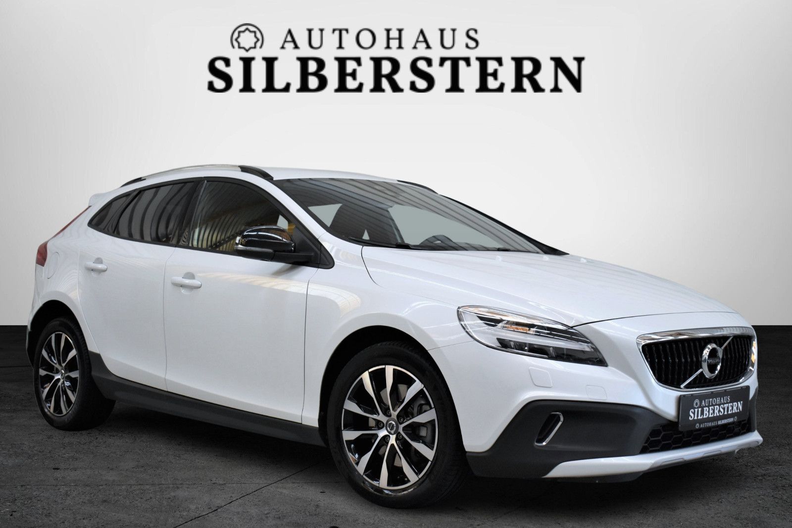 VOLVO V40 Cross Country Plus+Automatik+Klima+SH