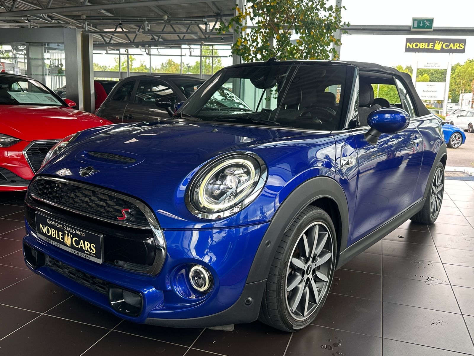 Fahrzeugabbildung MINI Cooper S Cabrio Chili LED NAVI ALU