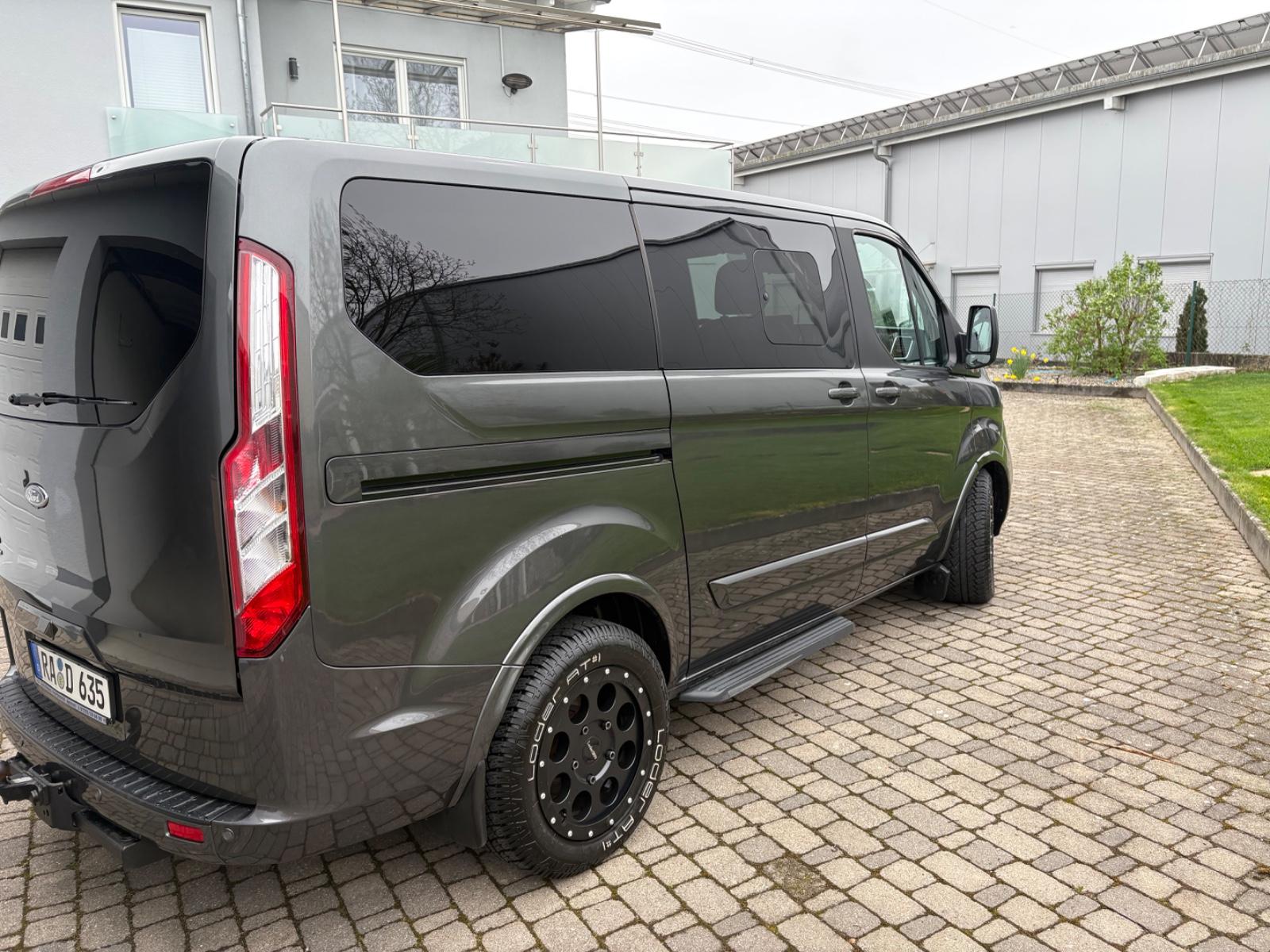 Ford Tourneo Custom