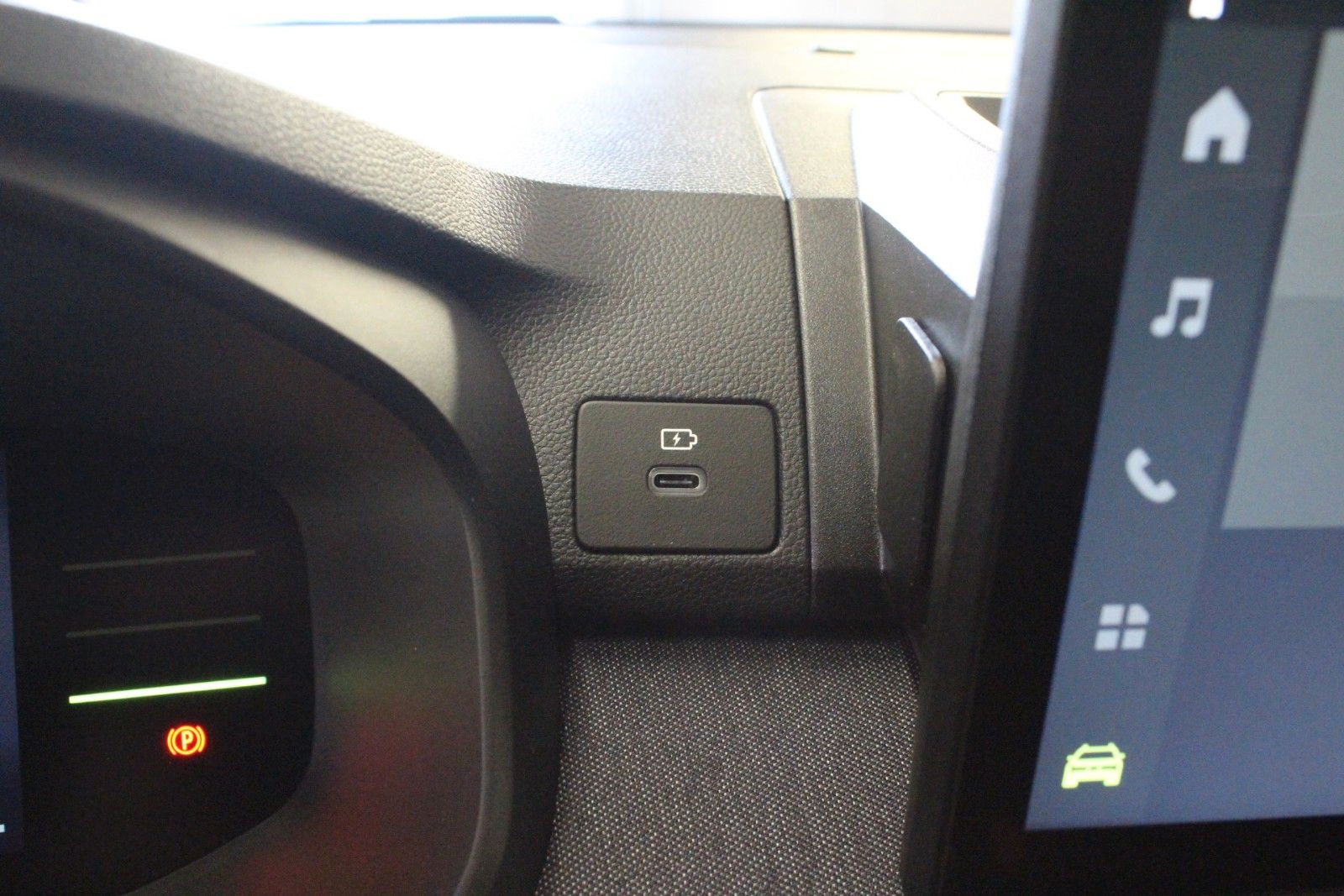 Fahrzeugabbildung Dacia Jogger Hybrid 155 Journey 7-Sitzer MY 2026