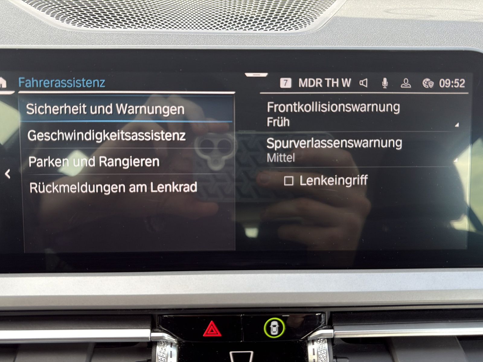 BMW 330 e Advantage AHK*LiveCP*LED*Navi+*DAB*Spur foto 25